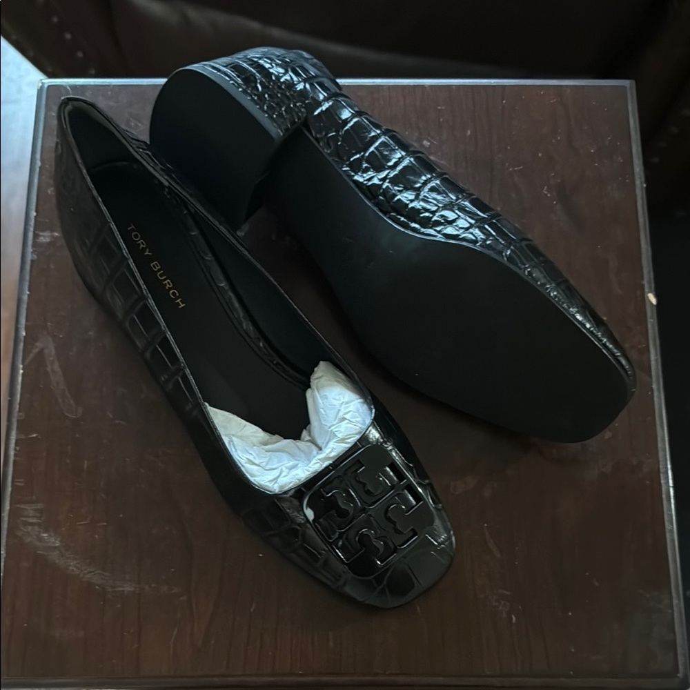 Tory Burch Black Snake Skin Style Embossed Loafers
